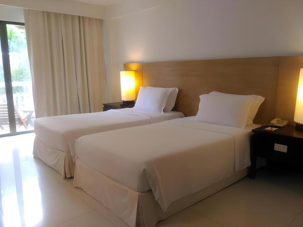 Hotel Ramada By Wyndham Phuket Southsea Karon Zewnętrze zdjęcie