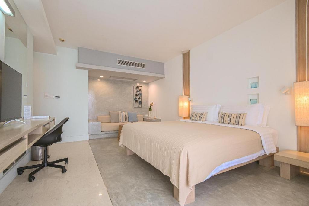 Hotel Ramada By Wyndham Phuket Southsea Karon Zewnętrze zdjęcie