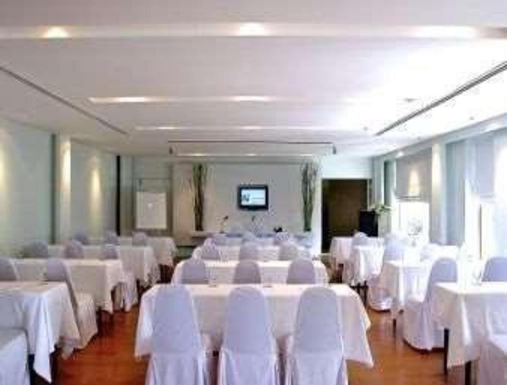 Hotel Ramada By Wyndham Phuket Southsea Karon Zewnętrze zdjęcie